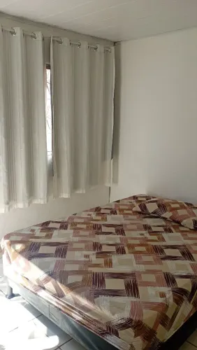 Kitnet mobiliado p/solteiro água e luz inclu.