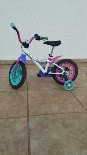Cecisinha