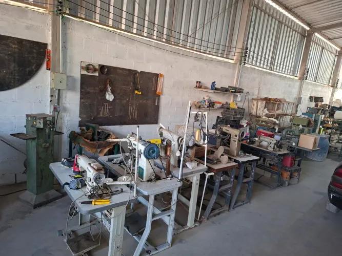 Máquina e equipamentos