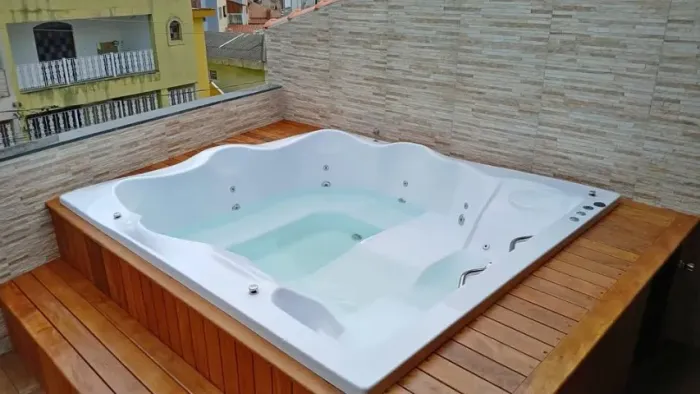 Spa para 7 pessoas completo com todos os acessórios