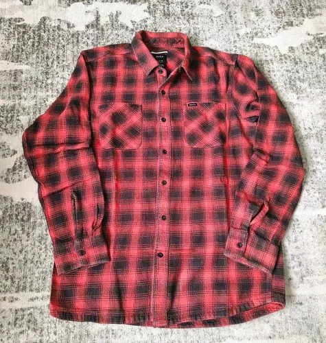 Camisa xadrez RVCA manga longa tamanho P flanelada