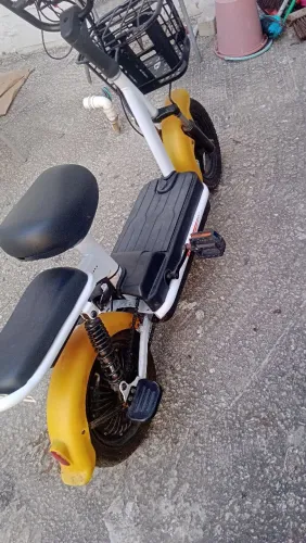 Bicicleta elétrica muito boa