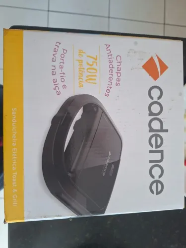 Sanduicheira Cadence 220v.- nova na caixa