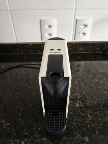Nespresso Essenzia Mini Branca