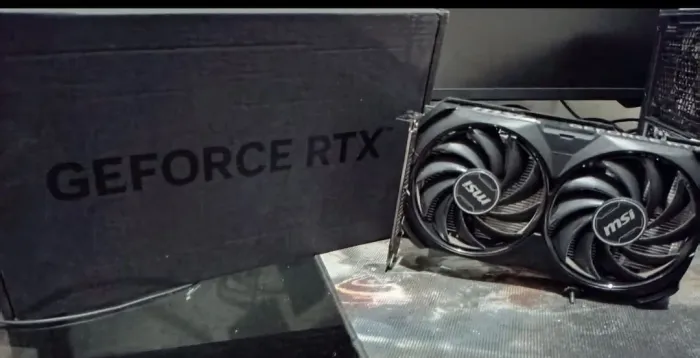 Rtx 4060 8 GB MSI parcela até 12 x pego placa inferior com volta 