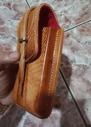 Bainha de couro legítimo 