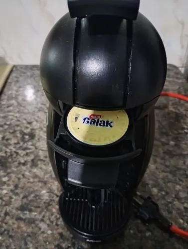 Cafeteira Arno dolce gusto