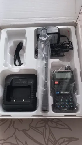 Rádio Comunicador Baofeng 5R