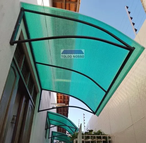 TOLDOS PARA SOL E CHUVA
