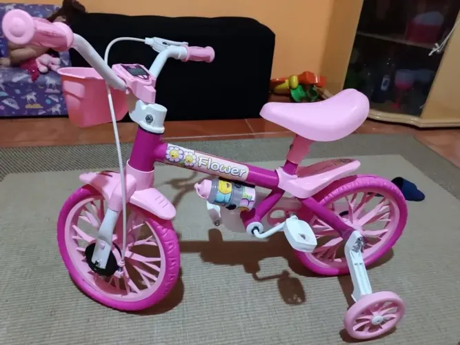 Bicicletinha Com Garrafinha e Cestinha Aro 12