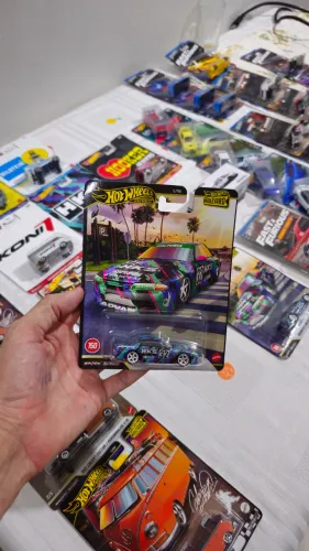 HotWheels NISSAN SKYLINE GT-R (R32) PANDEM