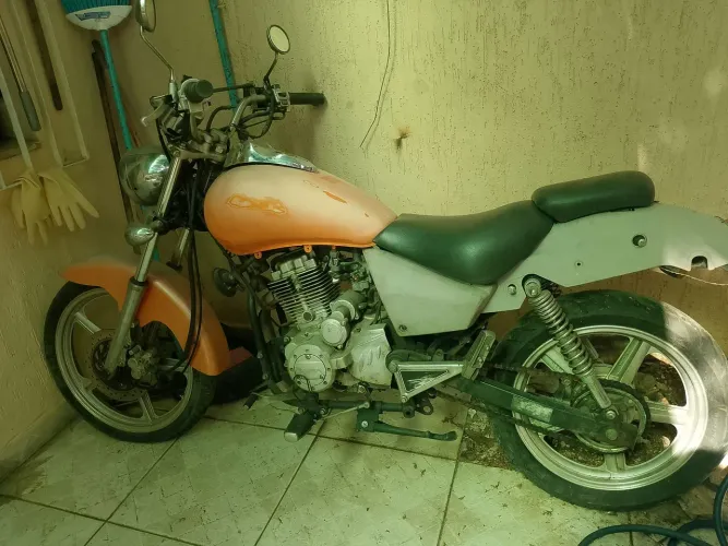 Dafra Kansas 150C