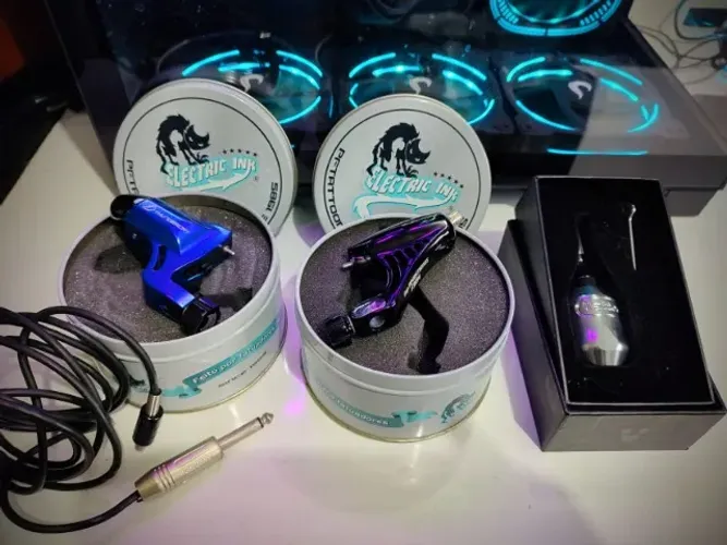 Máquinas de Tatuagem Electric ink + Grip Aston