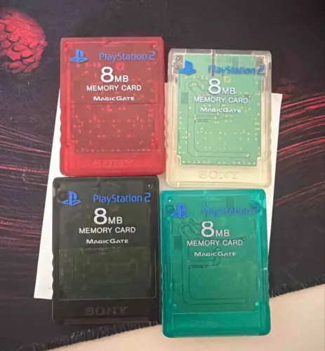 Conjunto de Memory Cards para PS2 (4 Unidades)
