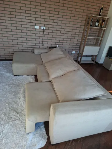 Sofá retratil com chaise 