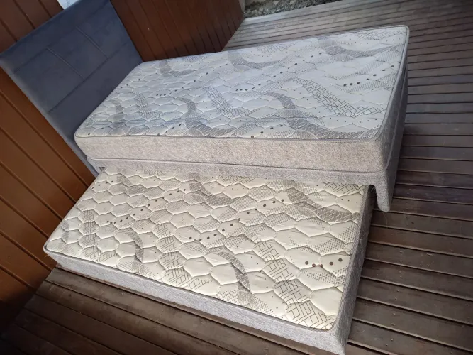 Vendo cama box de solteiro auxiliar + cabeceira
