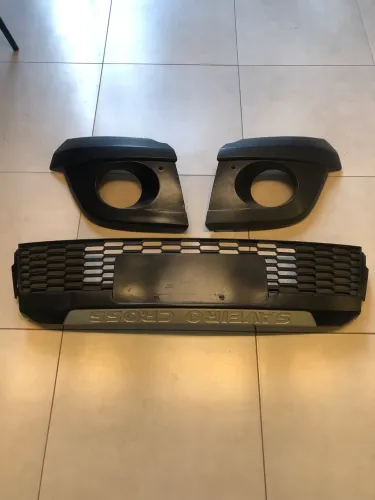 Kit grade e moldura milha Saveiro Cross g5