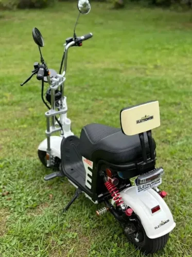 Scooter elétrica