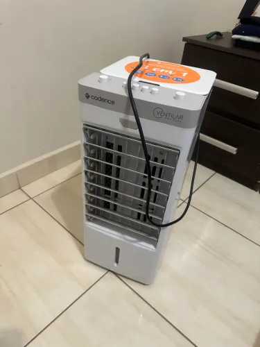 Vende-se Climatizador Cadence Novo