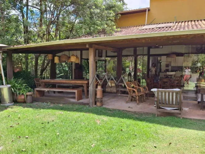 Casa à venda no condomínio Pasárgada | 250 m² - 3 quartos