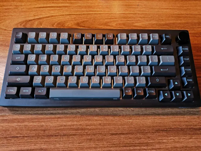 Teclado Mecânico Wireless Akko 5075B Plus