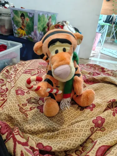 Pelúcia animada Gemmy Disney 10? Natal tigre ?Deck The Halls?