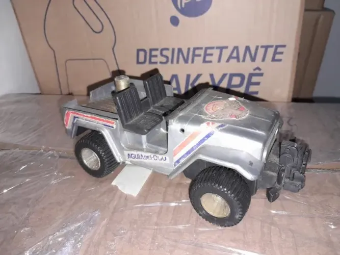 Antigo brinquedo carro aguia de fogo glasslite anos 80