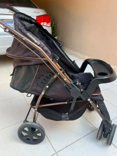 Carrinho de bebê Burigotto até 15 kilos