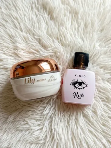 Perfume + hidratante lily