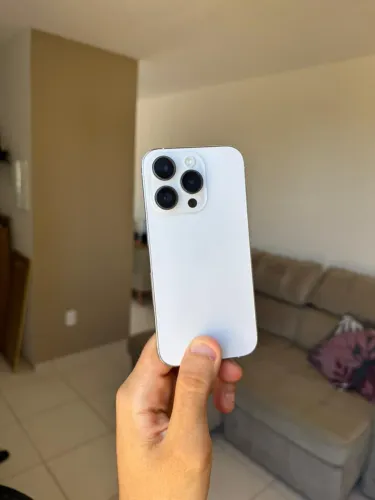 iPhone 14 Pro branco