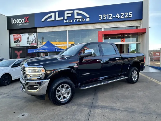 Ram 3500 Limited Longhorn 6.7 TB CD Diesel 2022