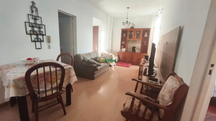 APARTAMENTO A VENDA 3 QUARTOS NO SAGRADA FAMILIA