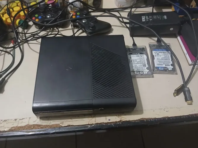 Lote xbox 360 estragado luz vermelha