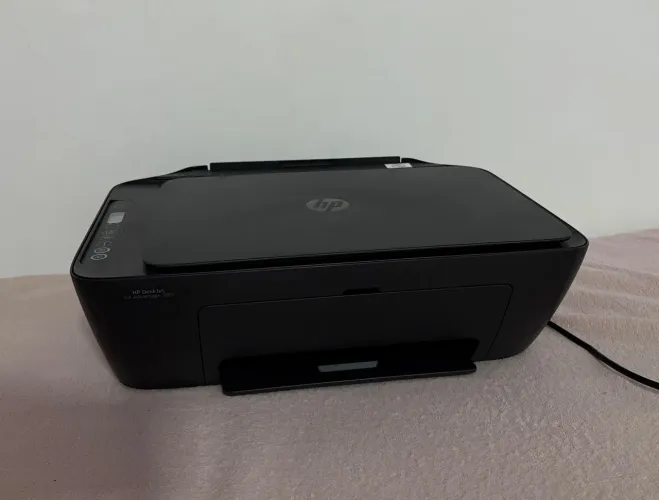 Impressora colorida HP DeskJet Ink Advantage 2874 ? Estado de Nova