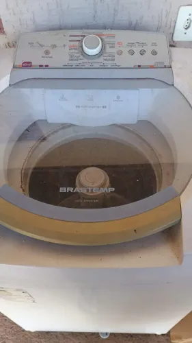 Vendo máquina com defeito 