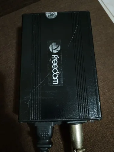 Carregador de bateria de cadeira de rodas