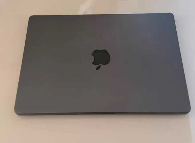MacBook M4 Pro - 14" com 512Gb NA GARANTIA ATÉ INÍCIO DE SETEMBRO