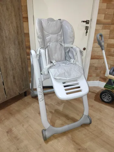 Cadeira de Alimentação Chicco Polly 2 Start - Ótimo Estado
