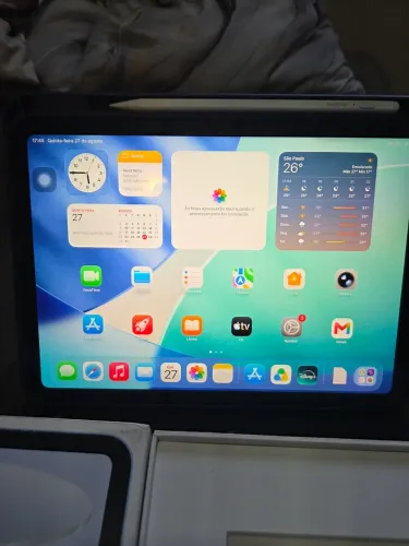 IPAD11 A16 256GB AZUL + Caneta Bettdow + capa azul. 7 meses de uso