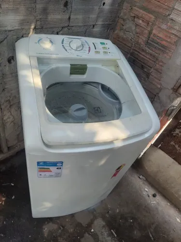Vendo máquina de lavar Eletrolux 8 kg