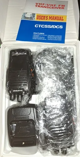 Conjunto de rádio comunicador