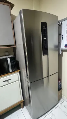 Geladeira Electrolux IB7S Frost Free 490L Inox 220V - Excelente Estado