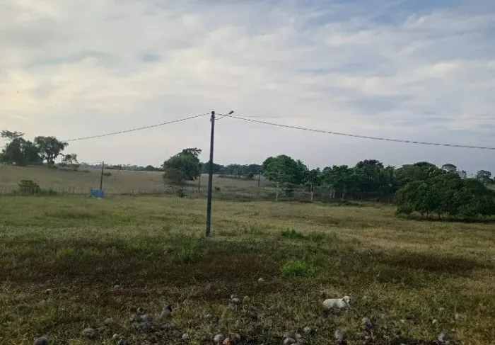 4 TAREFAS TERRENO EM AMÉLIA RODRIGUES BAIRRO JAMBEIRO