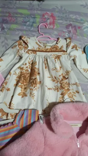 Lindas peças menina usadas em ótimo estado!