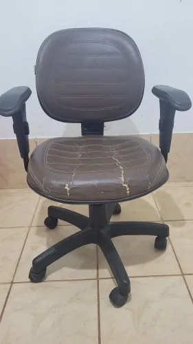 Cadeira giratória escritório