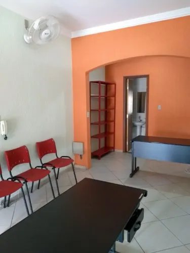 alugo sala comercial de 45m2 Bairro Santa Terezinha em BH