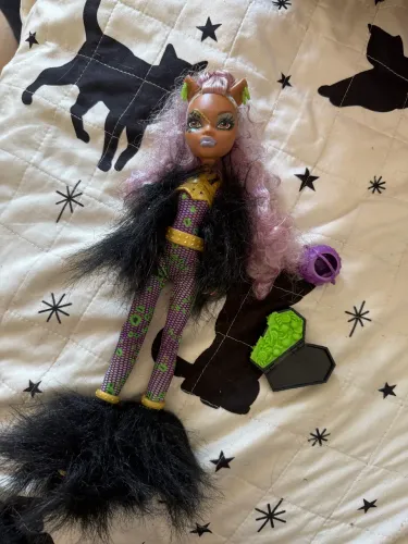 Clawdeen Wolf Ghouls Rule (2012)