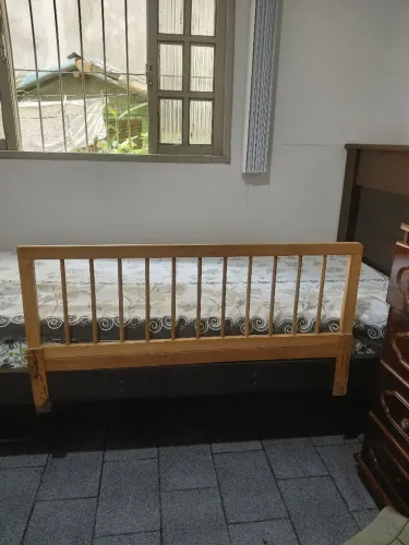 Grade de proteção para cama