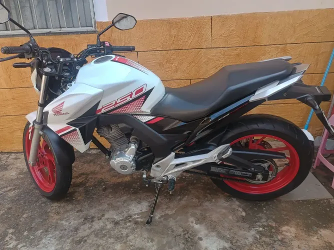 Cb Twister 2022