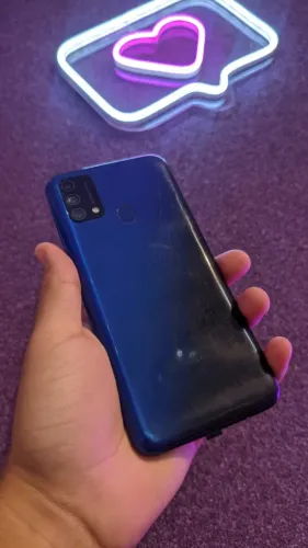 SAMSUNG M31